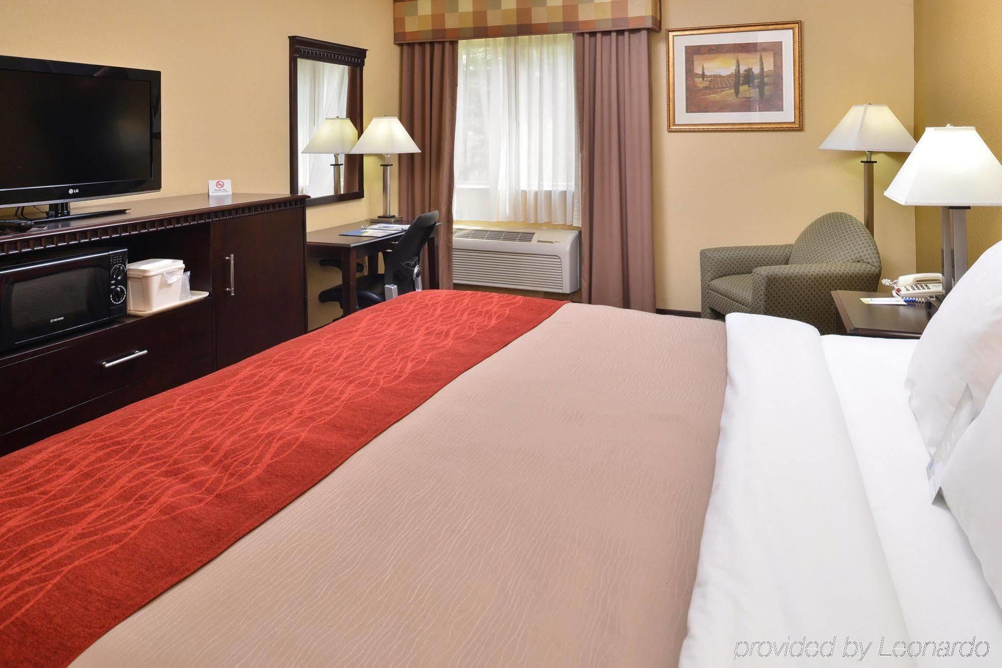 Quality Inn Asheboro South Exterior photo